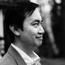 Headshot of Dan Chow
