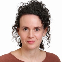 Headshot of Louise Gillis